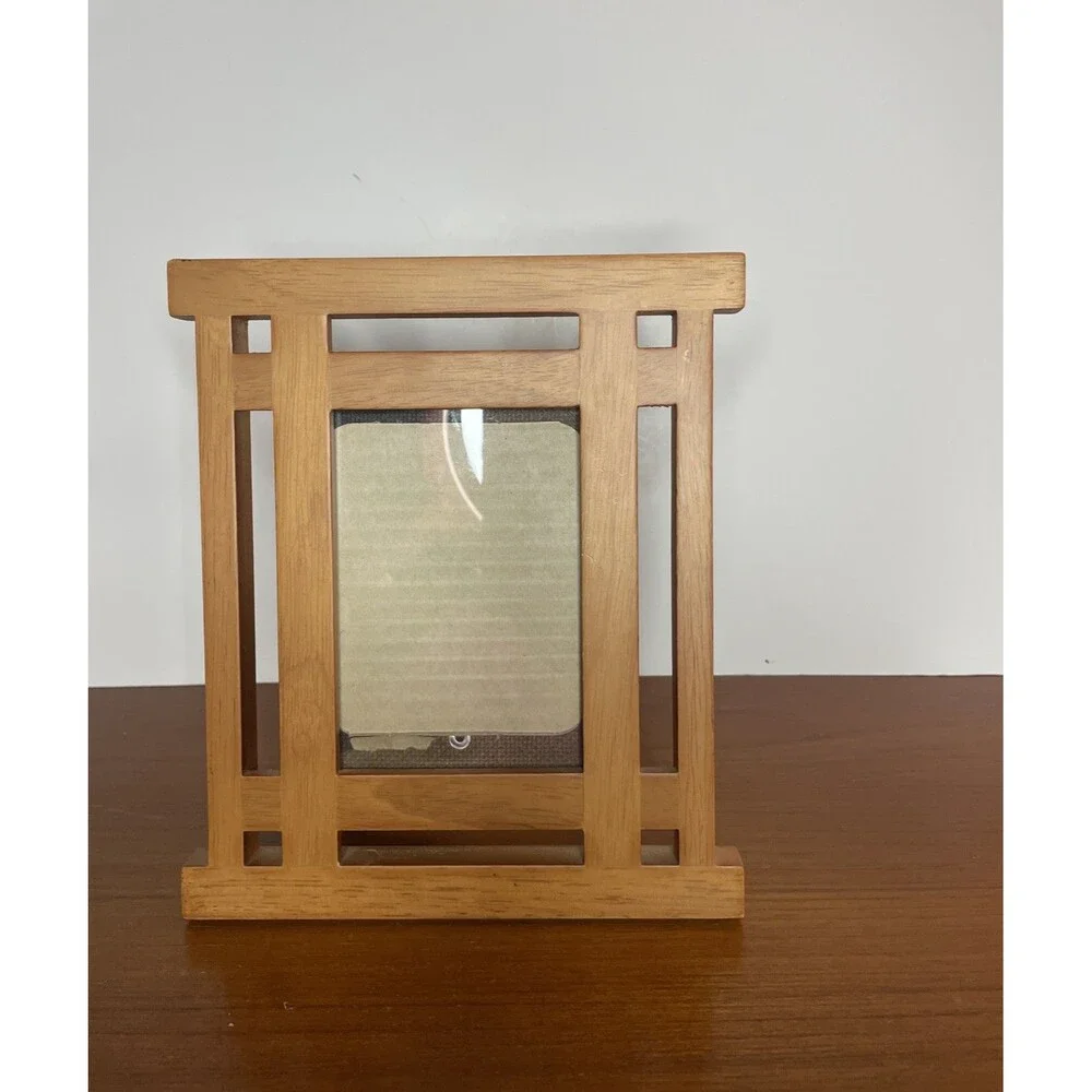 Vintage Japanese Style Light wood Frame For Picture 4.5 X 3 in With Glass